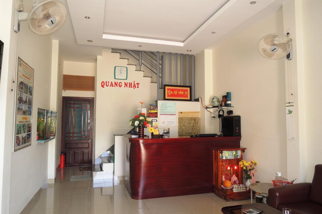 Quang Nhat Hotel Nha Trang Esterno foto