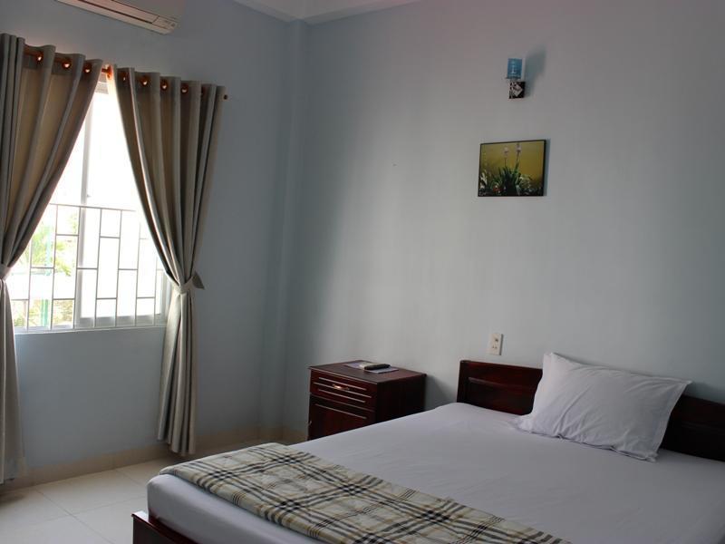 Quang Nhat Hotel Nha Trang Esterno foto
